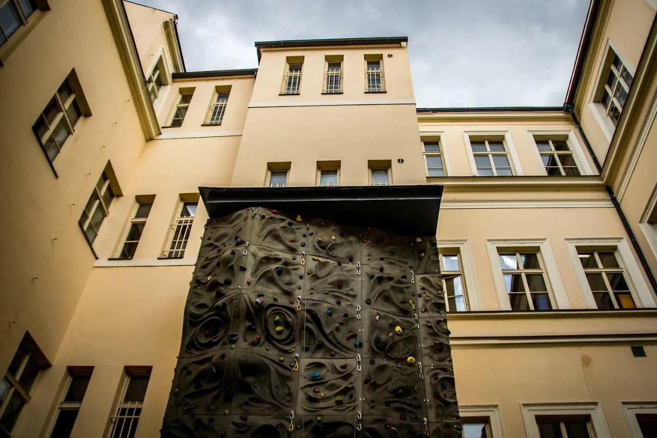 Hostel In School Praga República Checa
