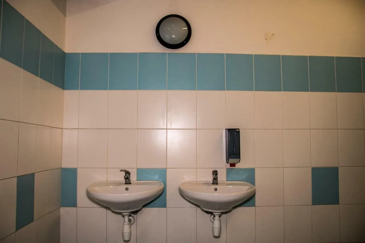 Hostel In School Praga